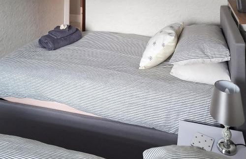 The Bee Happy House - Photo 5