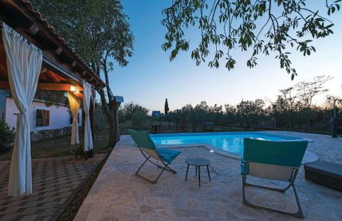 Three-Bedroom Holiday Home In Trbounje - Foto 10