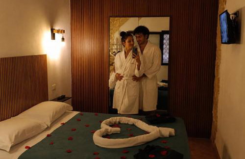 SPA ROOM SICILIA - Suite con Spa ad uso esclusivo Jacuzzi Sauna Hammam - Foto 25