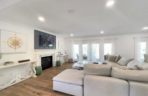 New Construction Modern Luxury Retreat w 6 Beds - Foto 8