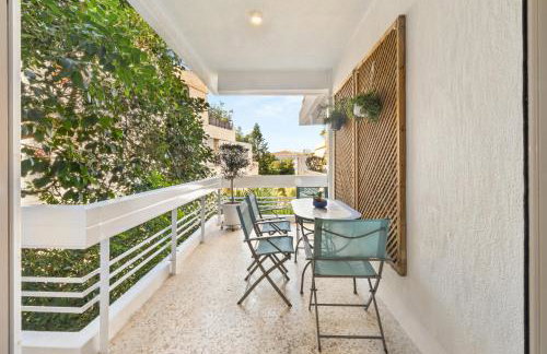 Boho Coastal Retreat with Jacuzzi, 1 min to Beach - Foto 12