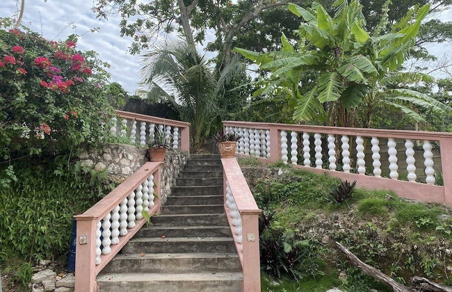 YanceyLargoEstate 2BR Villa w/Mountain Views by RedAwning - Foto 16