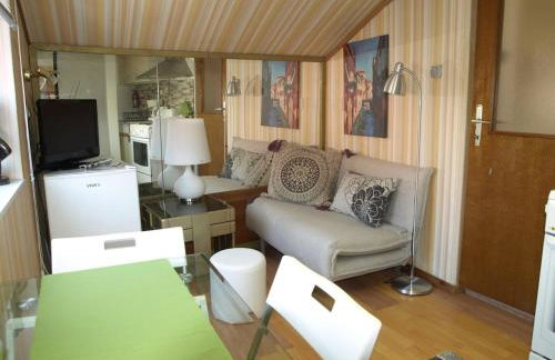 APARTMENT " Studio Green " free parking, self check-in - Foto 38