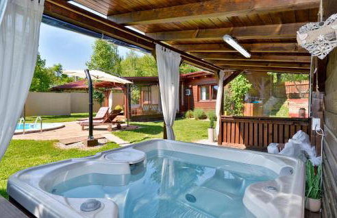 Amazing Home In Lopatinec With Jacuzzi - Foto 2