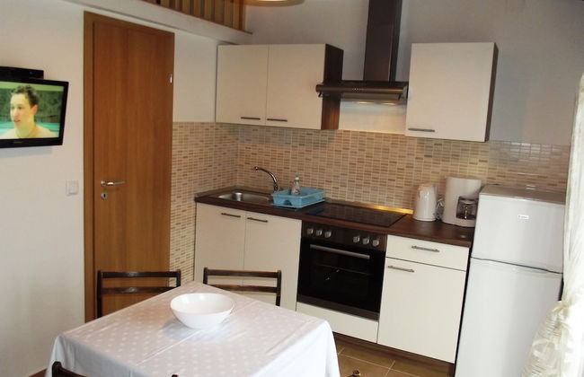 Classic Attic Apartment - Foto 8