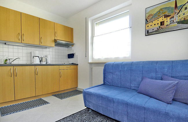 Apartment in Schlanders With Terrace - Photo 6