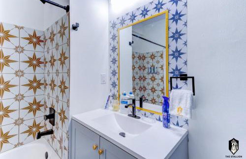 The Stallion #301 - Walk to attractions, Modern Luxe Loft in Downtown Memphis with free covered gated parking - Foto 25