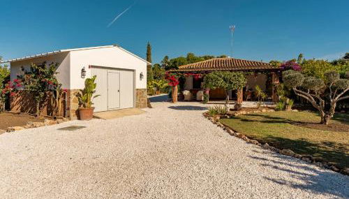 Villa con piscina cerca de la playa - Photo 5