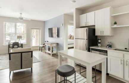 Landing Amazing 1BD Pool Courtyard - Foto 9