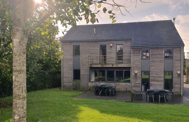 Holiday Home in Enneille near Durbury - Photo 1