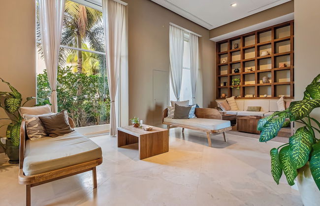 Stunning Beachfront Condo - Sea Views - Foto 45