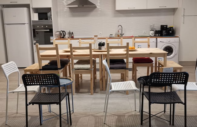 "room in Guest Room - Caparic Poshtel An Luxury And Posh Style Hostel." - Foto 13