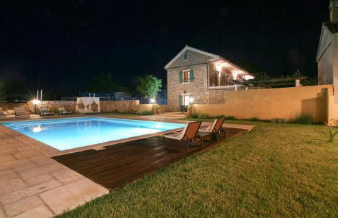 Amazing Home In Gornje Rastane With Sauna - Foto 20
