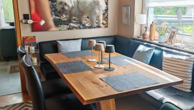 Ferienhaus VILLA ZAUBERBLICK am Rennsteig Frankenwald FREISTEHEND naturnah HUNDEFREUNDLICH eingezäunt - Foto 2