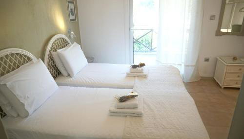Delfini Villa, beachfront 2-bdrm maisonette - Foto 5