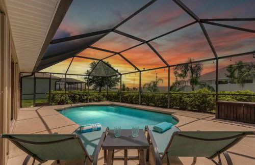 Saltwater Pool and Gas Grill Cape Coral Oasis! - Foto 1