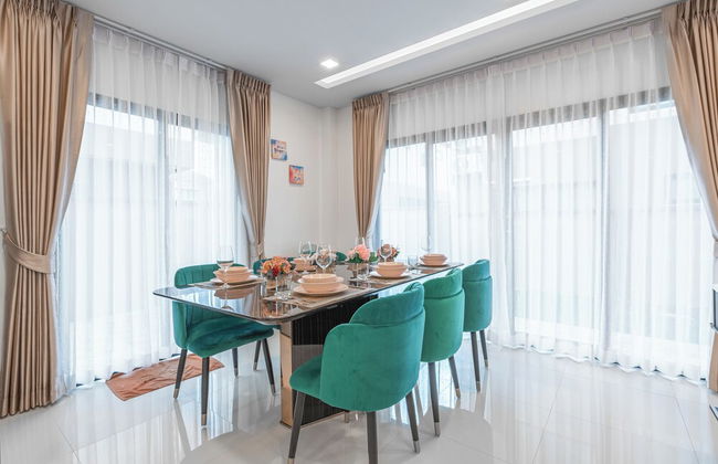 Southern Peak Pool Villa HuayYai Pattaya - Photo 45