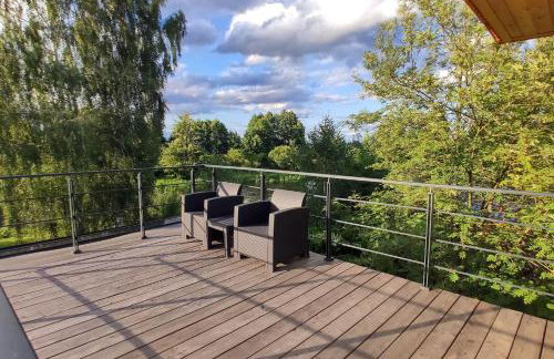 The hills at river - Foto 23