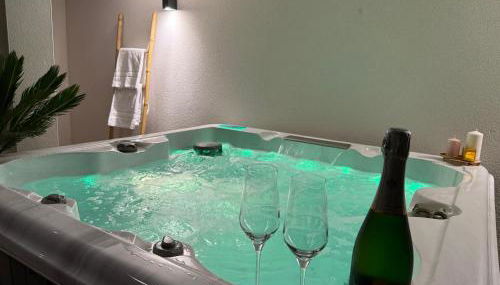 Villa Lumière - Confort, spa, piscine, recharge véhicule & babyfoot - Foto 4