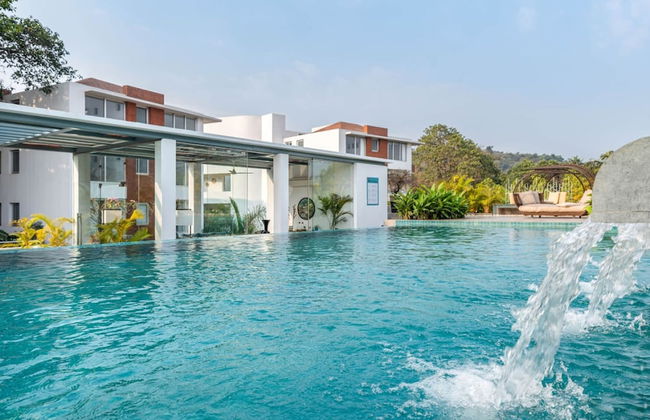 El Arbol by Hireavilla-2br w Rooftop Pool in Nerul - Photo 24