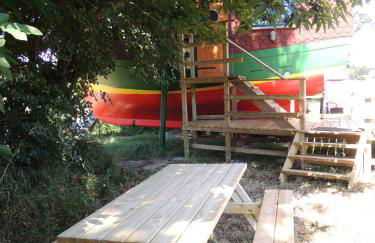 Yourte Roulotte et Gite de la Laïta - Foto 42