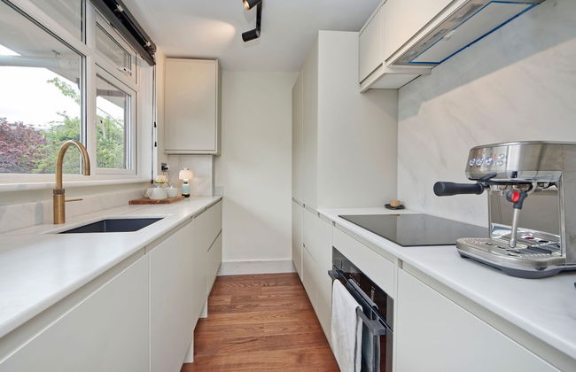 Luxury Designer Flat in Putney by Underthedoormat - Foto 8