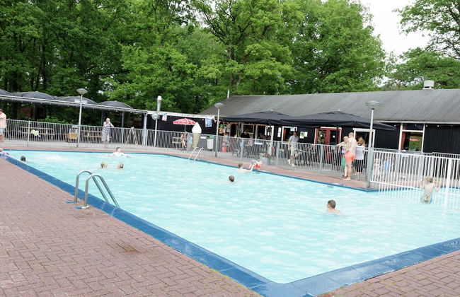 Charming Lodge in Staphorst With Pool Access - Foto 20