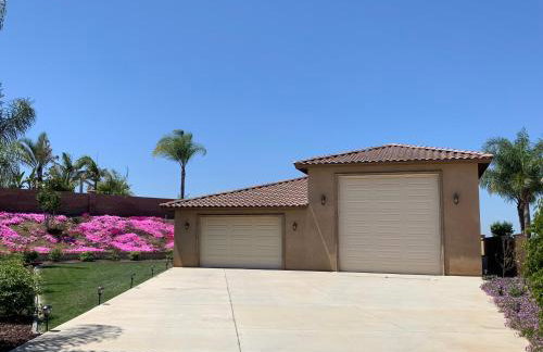 High End Triplex with Pool - Foto 38