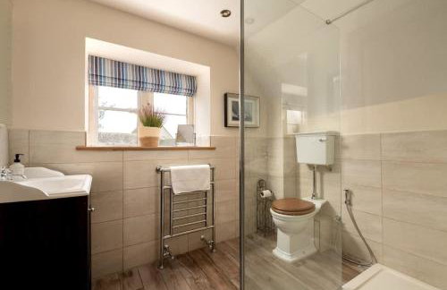 Cosy Farmhouse in Bibury - Dog Friendly & Hot Tub - Foto 33