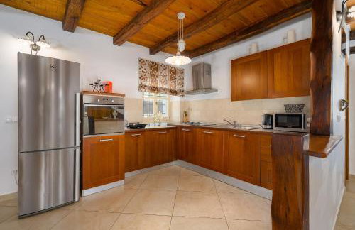 My Villa Ida with pool in Višnjan, Istria - Photo 50