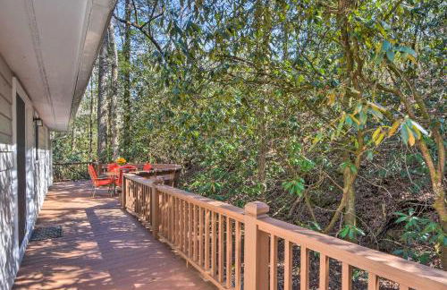 Secluded Lavinder Laurel Leaf Cottage Near Creek - Foto 8