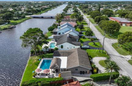 WP Delray Waterfront, Pool, Tiki Hut & Putting Grn - Foto 3