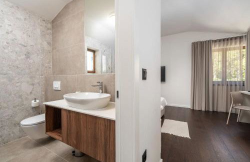 Mediterrane Steinvilla mit Privatpool, toller Aussicht, starkem WiFi, BBQ - Foto 24