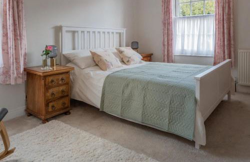 Charming Kenton Cottage - Foto 28