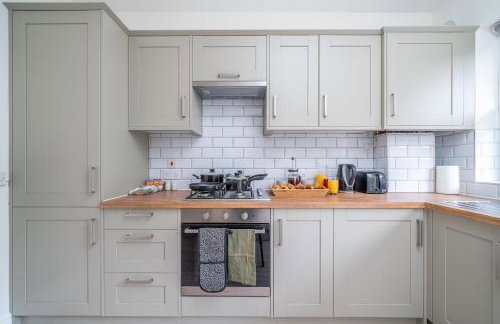 Spacious 2bed flat free parking and garden - Foto 5