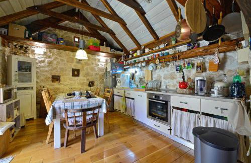 Home Sweet Home traditional Dalmatian house with pool - Photo 50