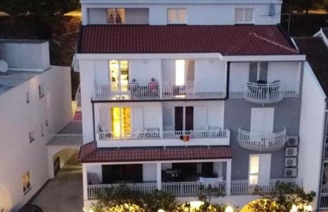 Apartmani Jolanda - Photo 74