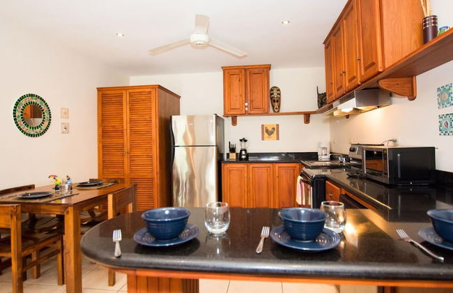 Charming unit that sleeps 4 - with pool - walking distance from Brasilito Beach - Photo 17