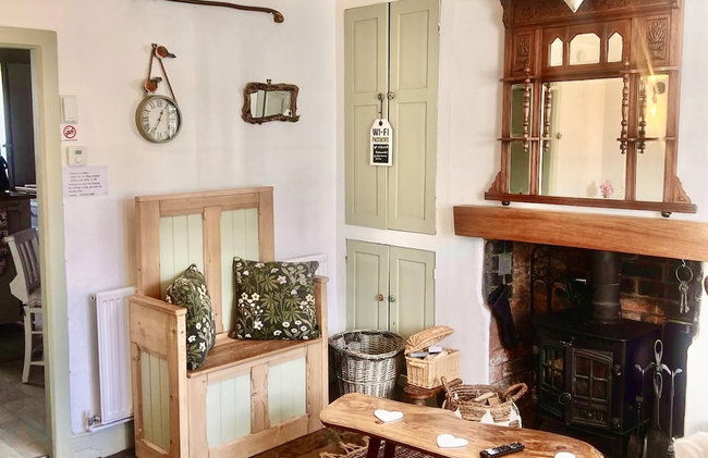 18th Century Cosy Cottage With Stunning Garden Views - Foto 33