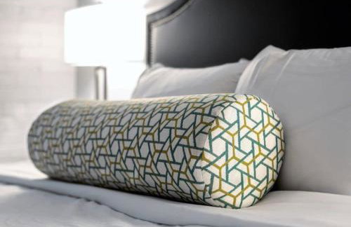 Beautiful 2BR 2BA In The Block by CozySuites - Foto 10