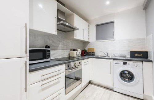 Liverpool City Centre with Free Parking - Sleeps 6! - Photo 6