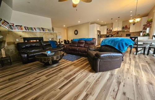 Heated Pool l Indoor Jacuzzi Tubs I Arcade l Outdoor Hot Tub - Foto 9