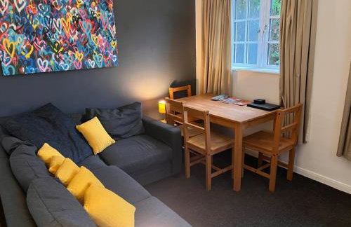 Green Cottage in grounds of Grade II* Frognal Farmhouse - Photo 40