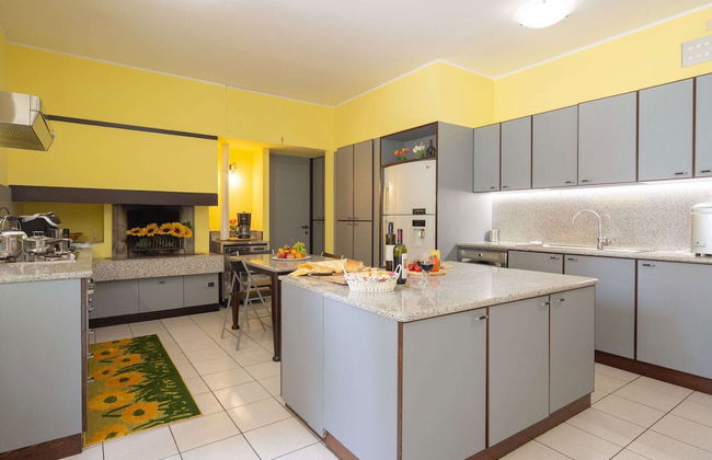 Splendid Villa in Macerata With Pool & Views - Foto 3