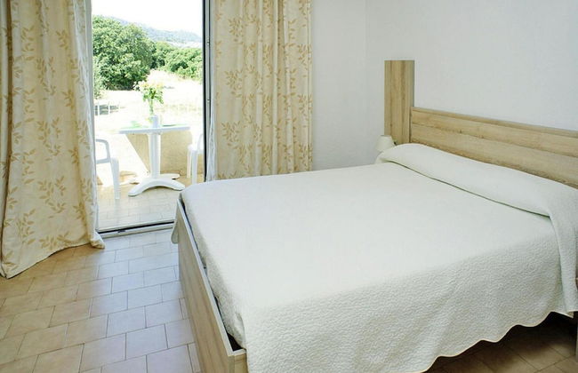 Res. Le Vieux Moulin Ile Rousse, Apartment for 4 Pers - Photo 1