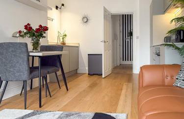 City Nights, TV Bed, Free Parking, Nr Plymouth Hoe - Foto 39