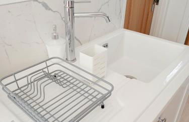 'The Limes' - Air-Con Two Double Bedroom Holiday House with Private Garden - Foto 23