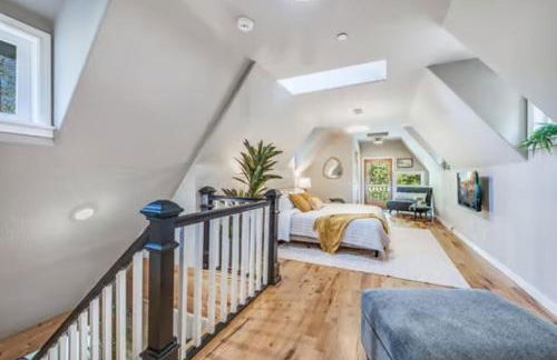 Hillside Cottaga- Private pond, hot tub, game room, by ONP - Foto 47