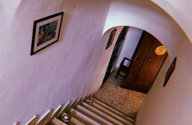 Claves Claustri - Appartamento storico con balcone - Photo 23