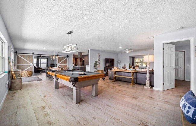 Canal Front Beach Home, Private Pool - Foto 33